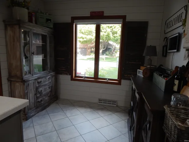 $355,000 | 500-9 Greentree Drive, Bedford, IN 47421