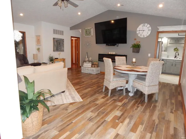 $355,000 | 500-9 Greentree Drive, Bedford, IN 47421