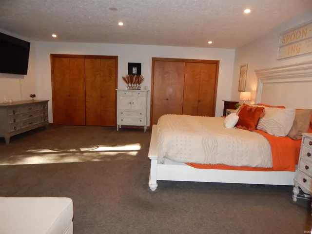 $355,000 | 500-9 Greentree Drive, Bedford, IN 47421