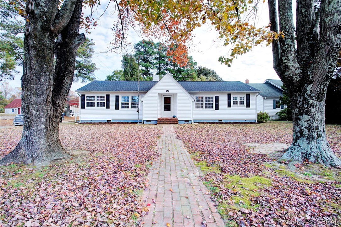 468 Gloucester Road Saluda, VA 23149 - Photo 1 of 26 Gallery Image 1