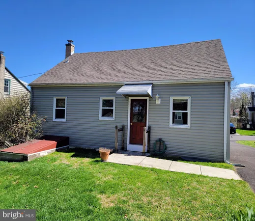 $425,000 | 436 Penn Avenue, Glenside, PA 19038