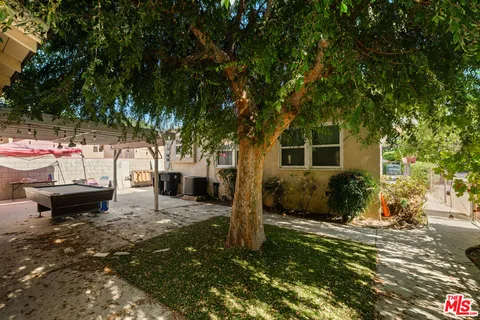 $2,000,000 | 445 South Main Street, Burbank, CA 91506