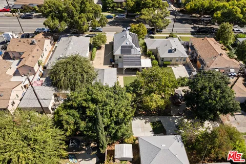 $2,000,000 | 445 South Main Street, Burbank, CA 91506