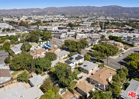 $2,000,000 | 445 South Main Street, Burbank, CA 91506