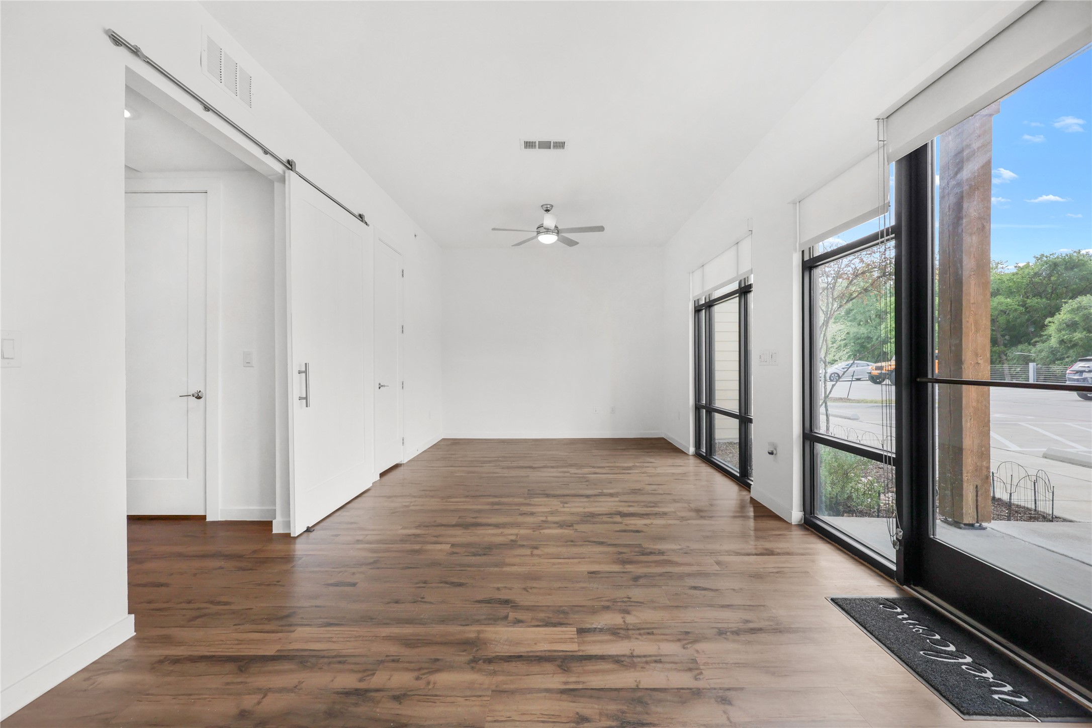 4801 Springdale Road, Unit 1005 Austin, TX 78723 - Photo 3 of 32