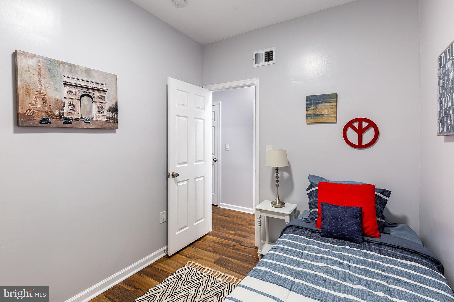 209 15th Street Northeast, Unit 1 Washington, DC 20002 - Photo 14 of 26 Gallery Image 14