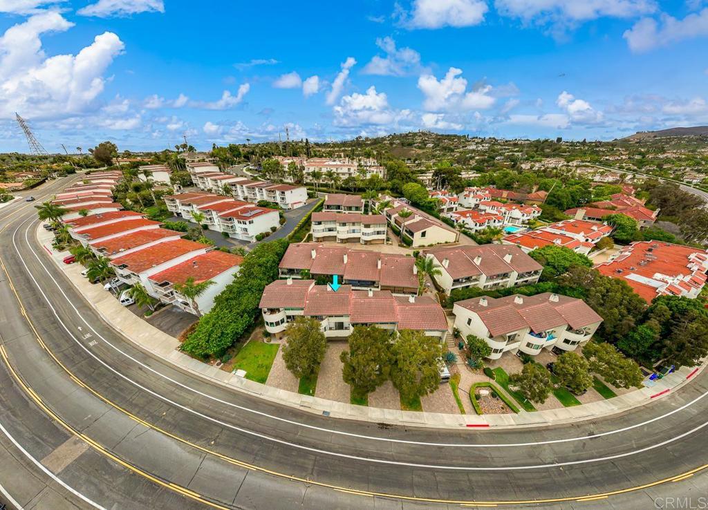 7302 Alicante Road, Unit 3 Carlsbad, CA 92009 - Photo 4 of 47