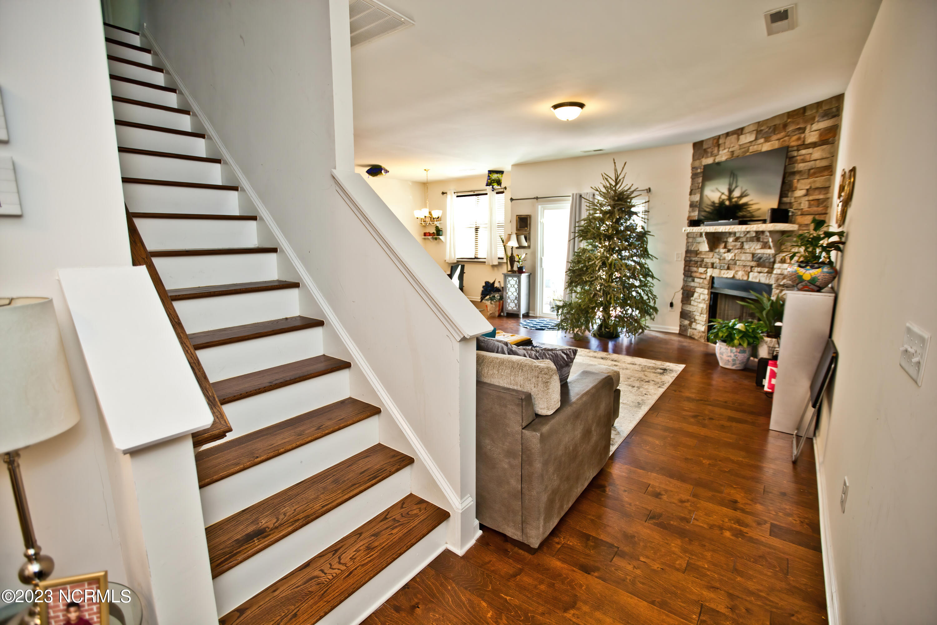 206 Zante Currant Road Durham, NC 27703 - Photo 6 of 43 206ZanteCurrantRd-Durhum-HashamMalikPhot
