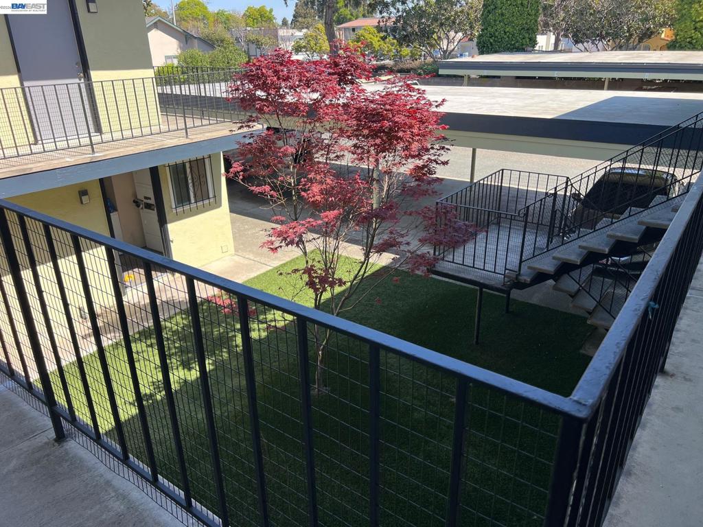 36976 Mulberry Street Newark, CA 94560 - Photo 33 of 34 a view of a balcony with wooden floor