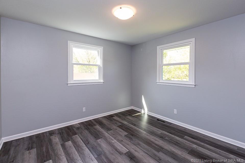 909 Assembly Road Jeffersonville, IN 47130 - Photo 12 of 16 Gallery Image 12