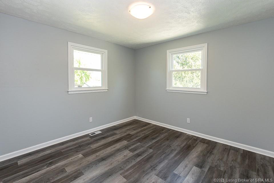 909 Assembly Road Jeffersonville, IN 47130 - Photo 13 of 16 Gallery Image 13