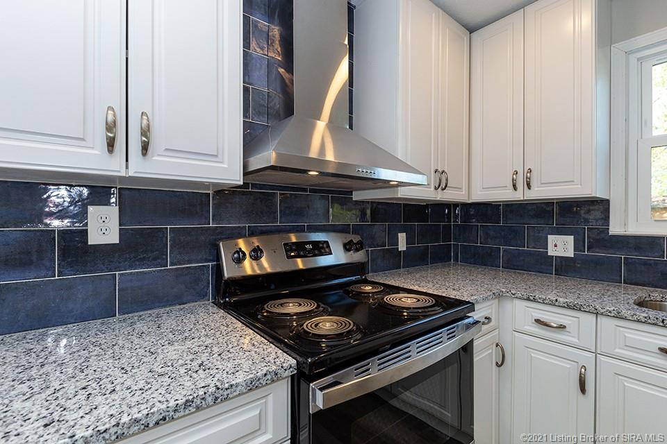 909 Assembly Road Jeffersonville, IN 47130 - Photo 4 of 16 Gallery Image 4