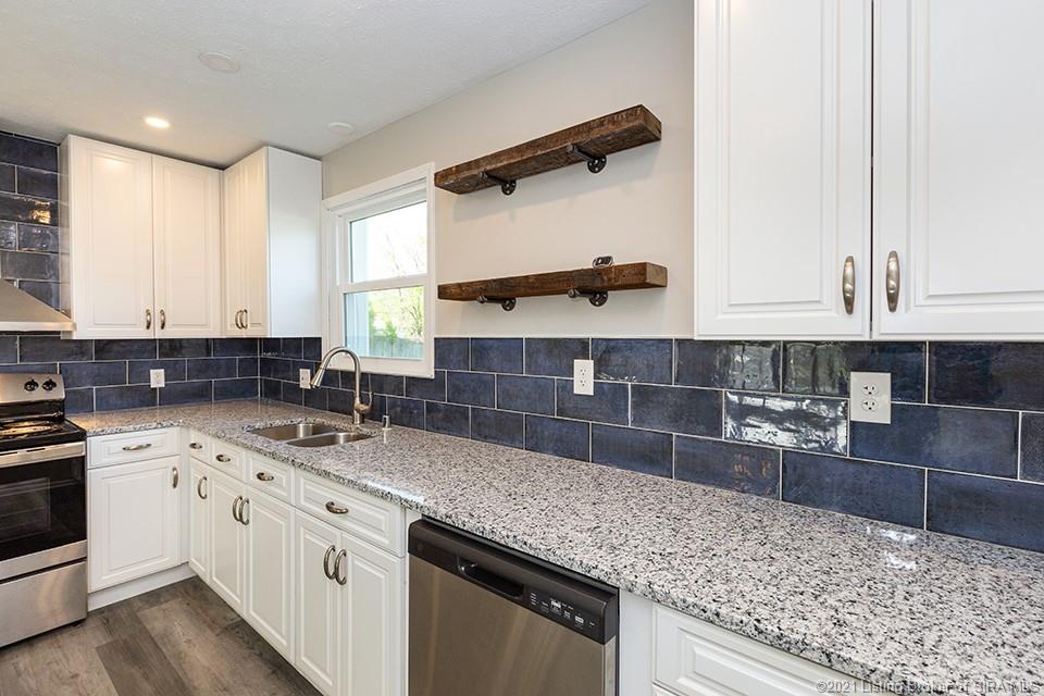 909 Assembly Road Jeffersonville, IN 47130 - Photo 5 of 16 Gallery Image 5