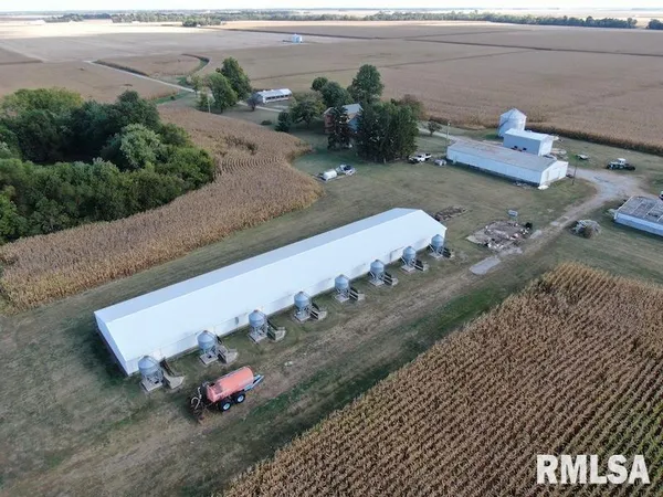 $375,000 | 2255 North County Road, Westfield, IL 62474