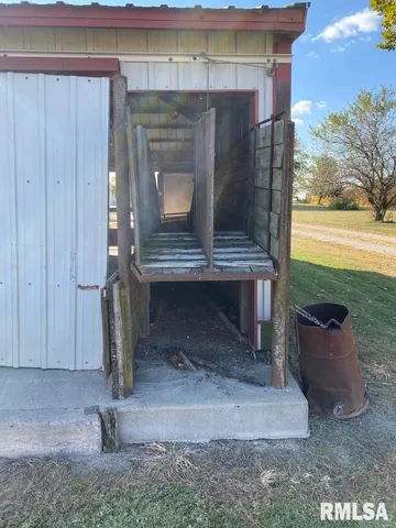 $450,000 | 2255 North County Road, Westfield, IL 62474