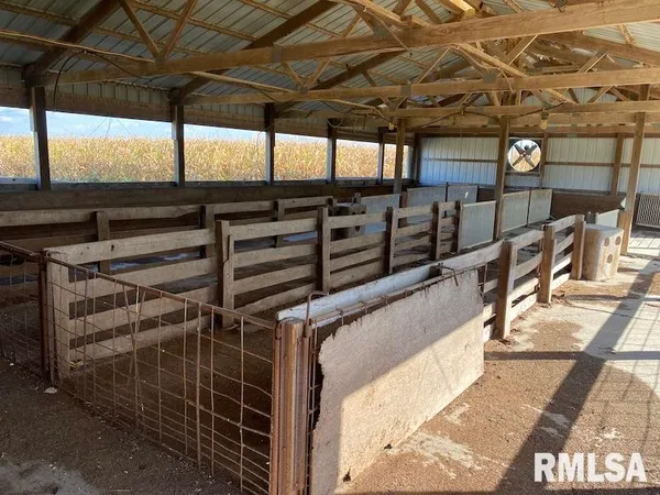 $375,000 | 2255 North County Road, Westfield, IL 62474