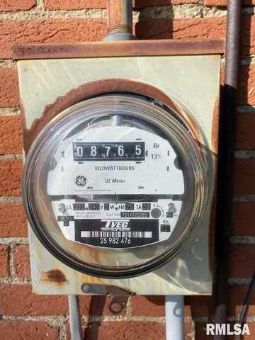 $450,000 | 2255 North County Road, Westfield, IL 62474