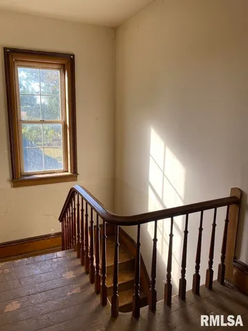 $450,000 | 2255 North County Road, Westfield, IL 62474