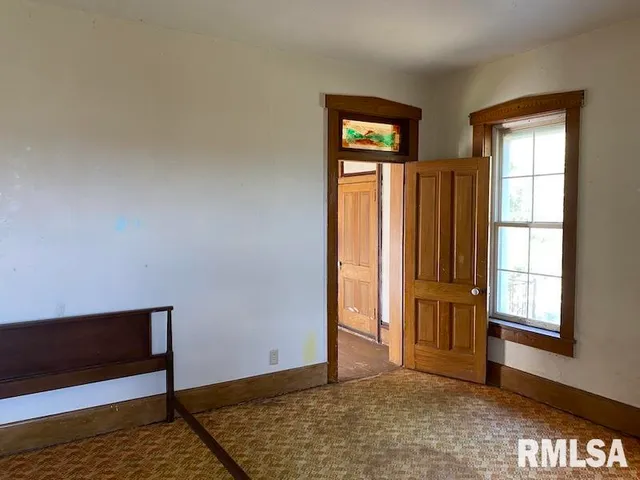 $450,000 | 2255 North County Road, Westfield, IL 62474