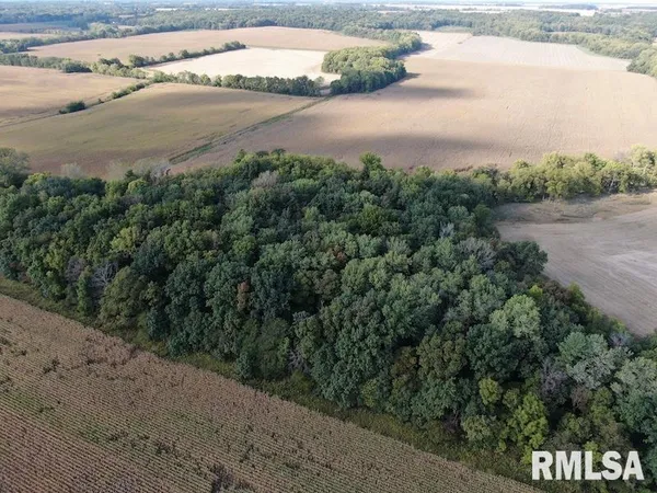 $375,000 | 2255 North County Road, Westfield, IL 62474