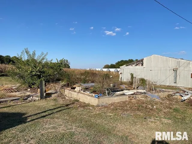 $450,000 | 2255 North County Road, Westfield, IL 62474