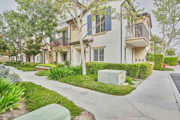 $2,700 | 6273 Camposa Lane, Eastvale, CA 91752