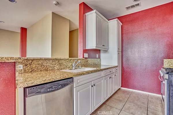 $2,700 | 6273 Camposa Lane, Eastvale, CA 91752