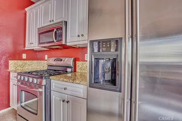 $2,700 | 6273 Camposa Lane, Eastvale, CA 91752