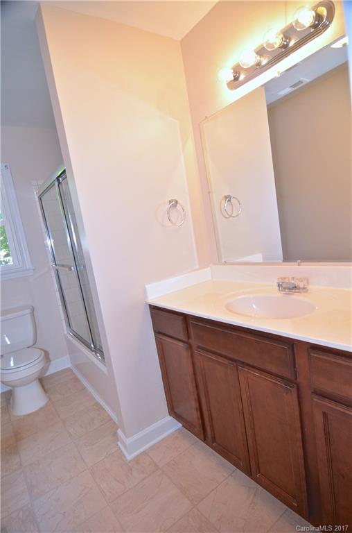 910 Log Cabin Road Charlotte, NC 28213 - Photo 16 of 24 Gallery Image 16