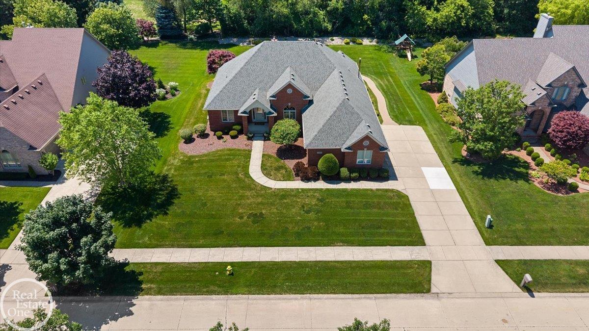 63815 Inverness Washington, MI 48095 - Photo 51 of 66 50204771-62f43c41-673d-49b7-a2e6-c1da5709c1fb.JPG