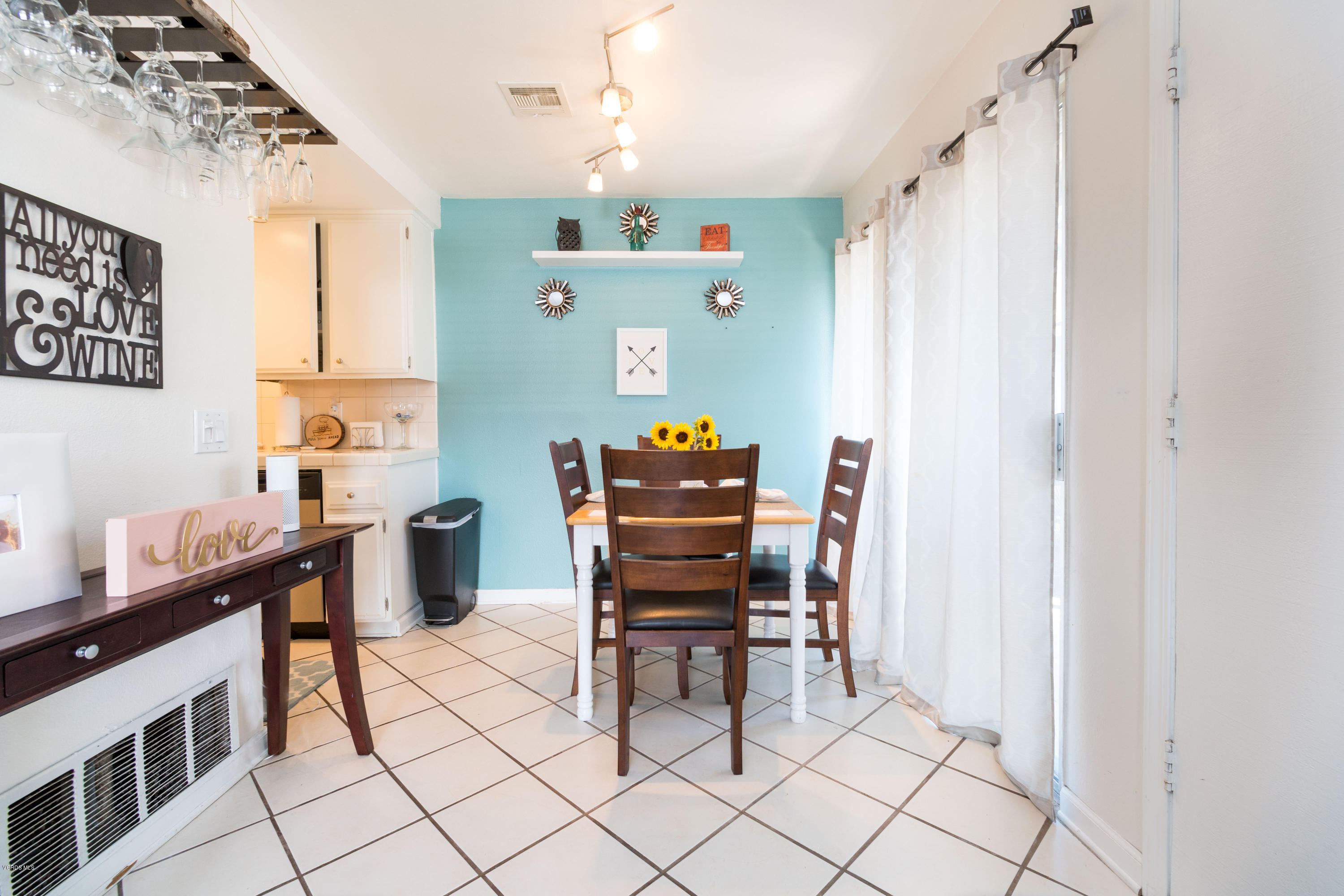 560 Spring Road, Unit 84 Moorpark, CA 93021 - Photo 7 of 21 Spring (5 of 17)