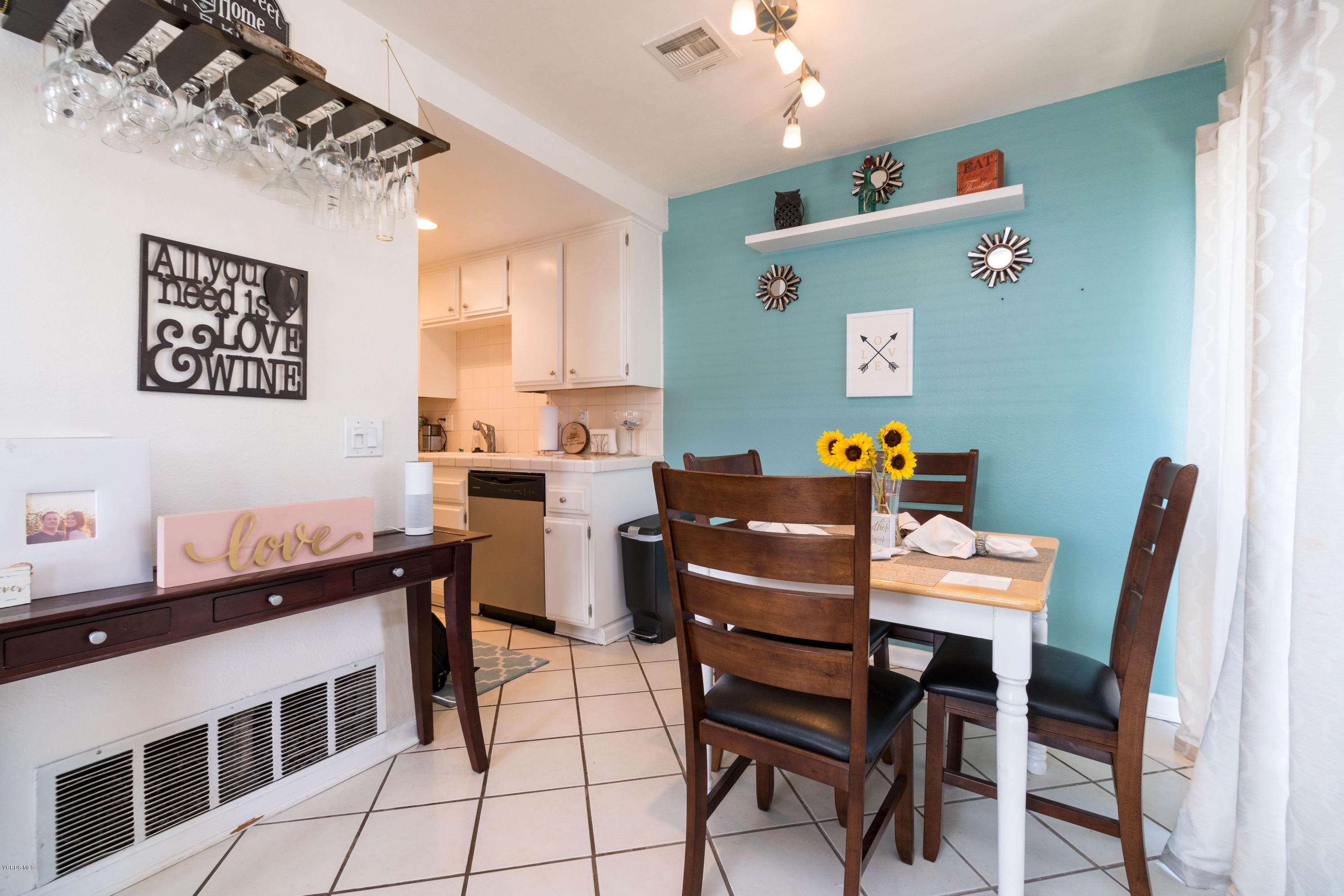 560 Spring Road, Unit 84 Moorpark, CA 93021 - Photo 8 of 21 Spring (8 of 17)