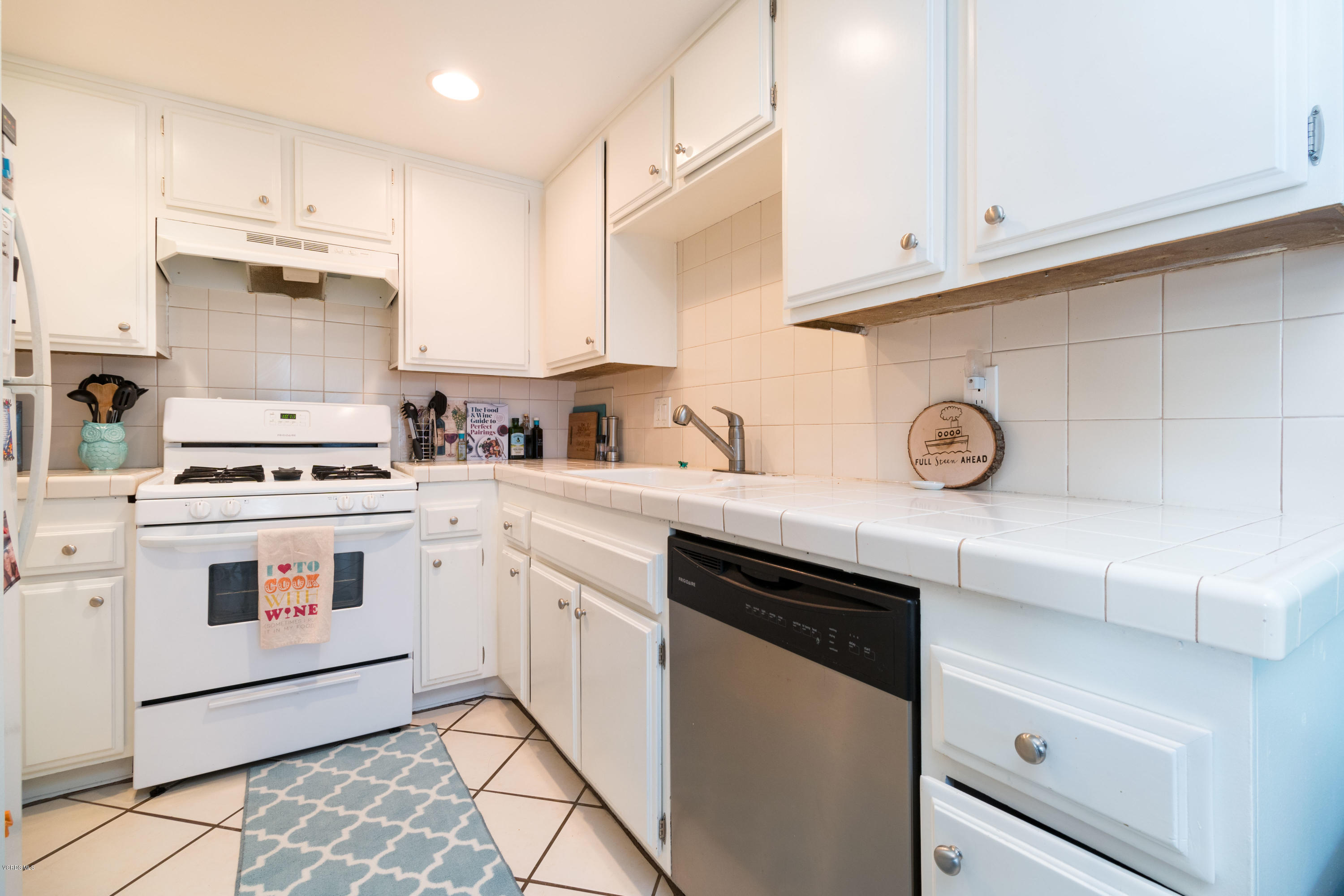 560 Spring Road, Unit 84 Moorpark, CA 93021 - Photo 9 of 21 Spring (4 of 17)