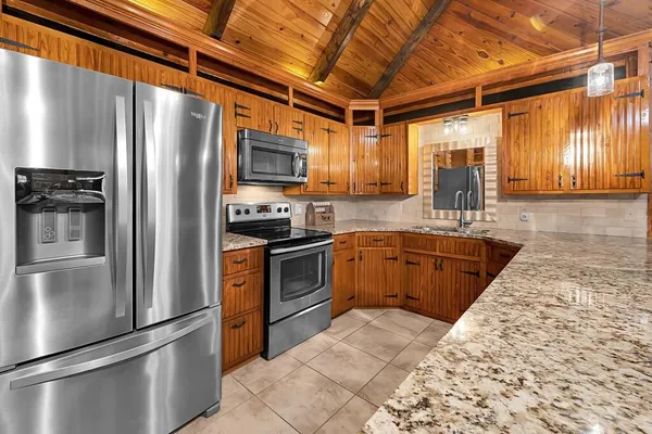 $299,000 | 114 Quail Lake West, Whitney, TX 76692