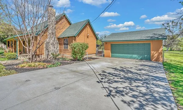 $299,000 | 114 Quail Lake West, Whitney, TX 76692