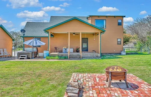 $299,000 | 114 Quail Lake West, Whitney, TX 76692