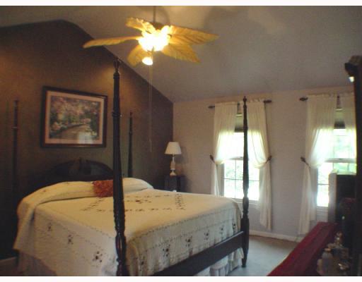 482 Ross Road Eighty Four, PA 15330 - Photo 8 of 16 Other. The Owner s Suite has a cathedral ceilings and a beautiful, brushed gold Palm ceiling fan. There is a huge walk in closet, and a luxurious bathroom with separate shower and tub.