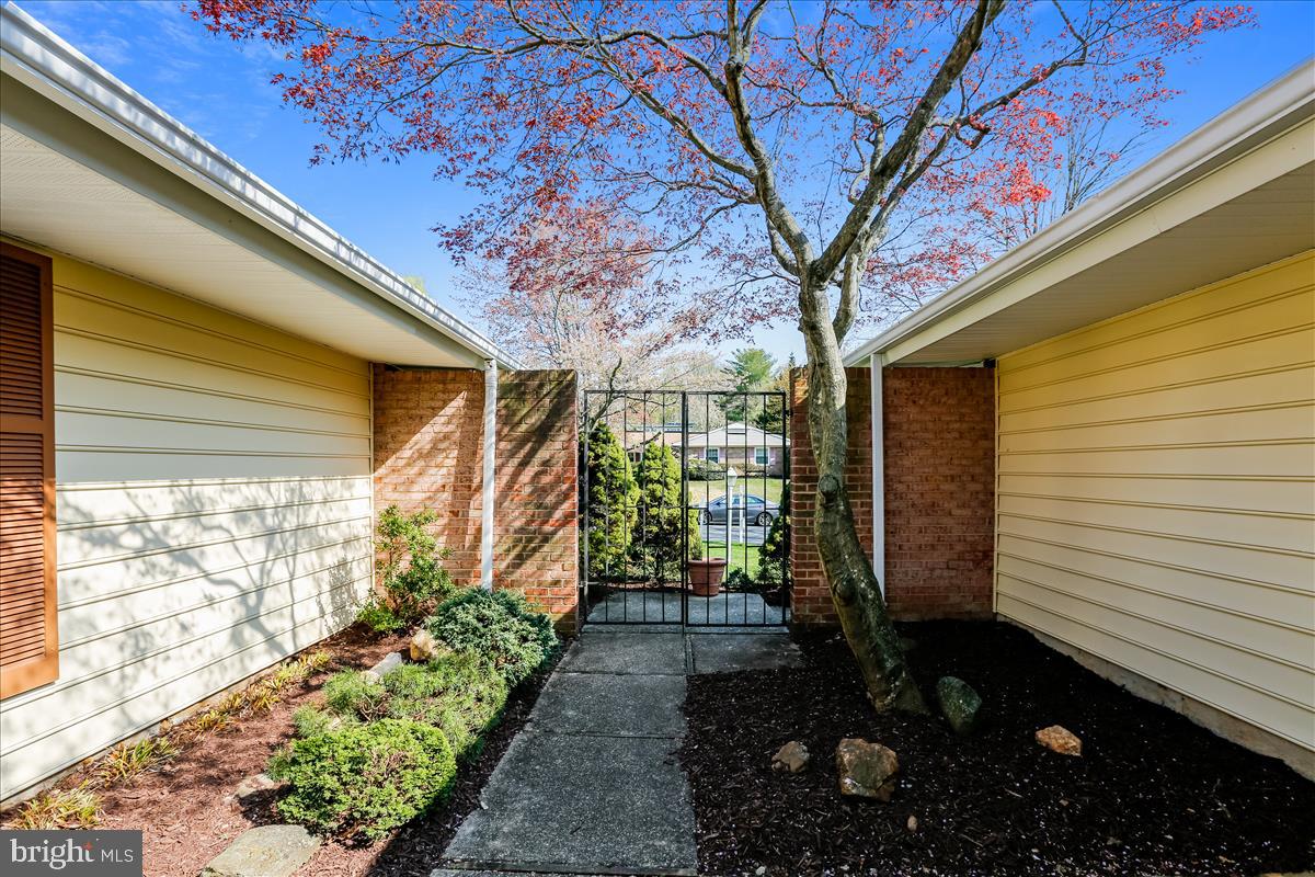 3005 Birchtree Lane Silver Spring, MD 20906 - Photo 4 of 66 Gallery Image 4