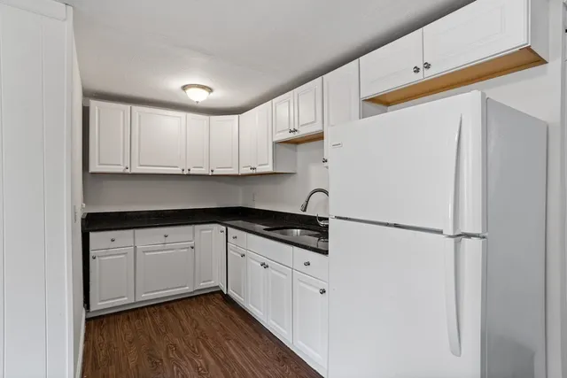$2,300 | 8 Delaware Street, Unit 1, Worcester, MA 01603