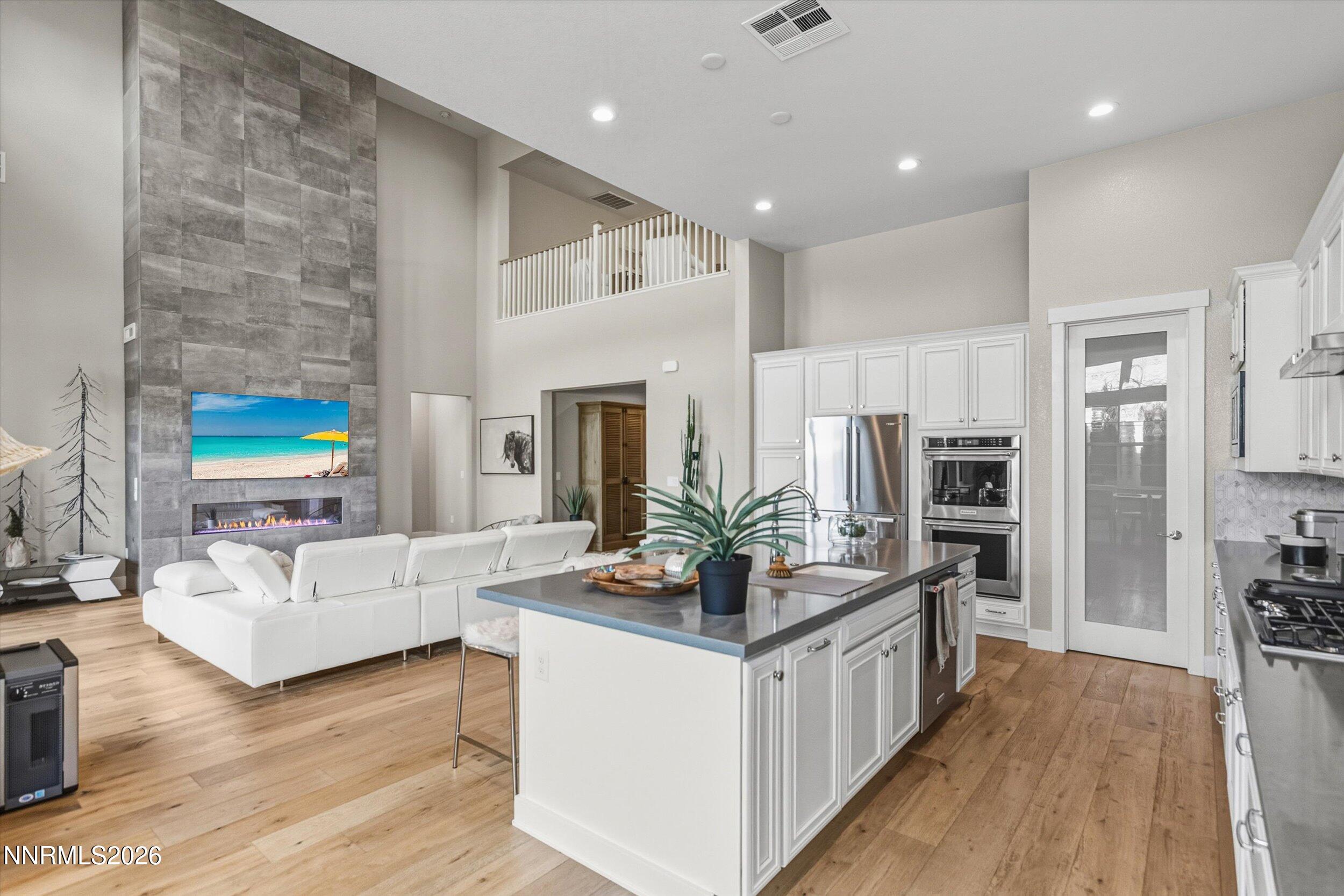 715 West Pleasant Oak Trail Reno, NV 89511 - Photo 12 of 50 41-0Y7A0667