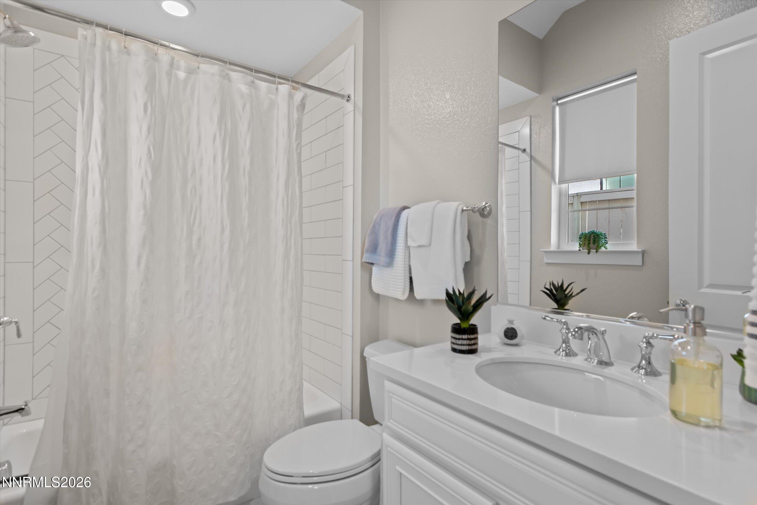 715 West Pleasant Oak Trail Reno, NV 89511 - Photo 34 of 50 22-0Y7A0611