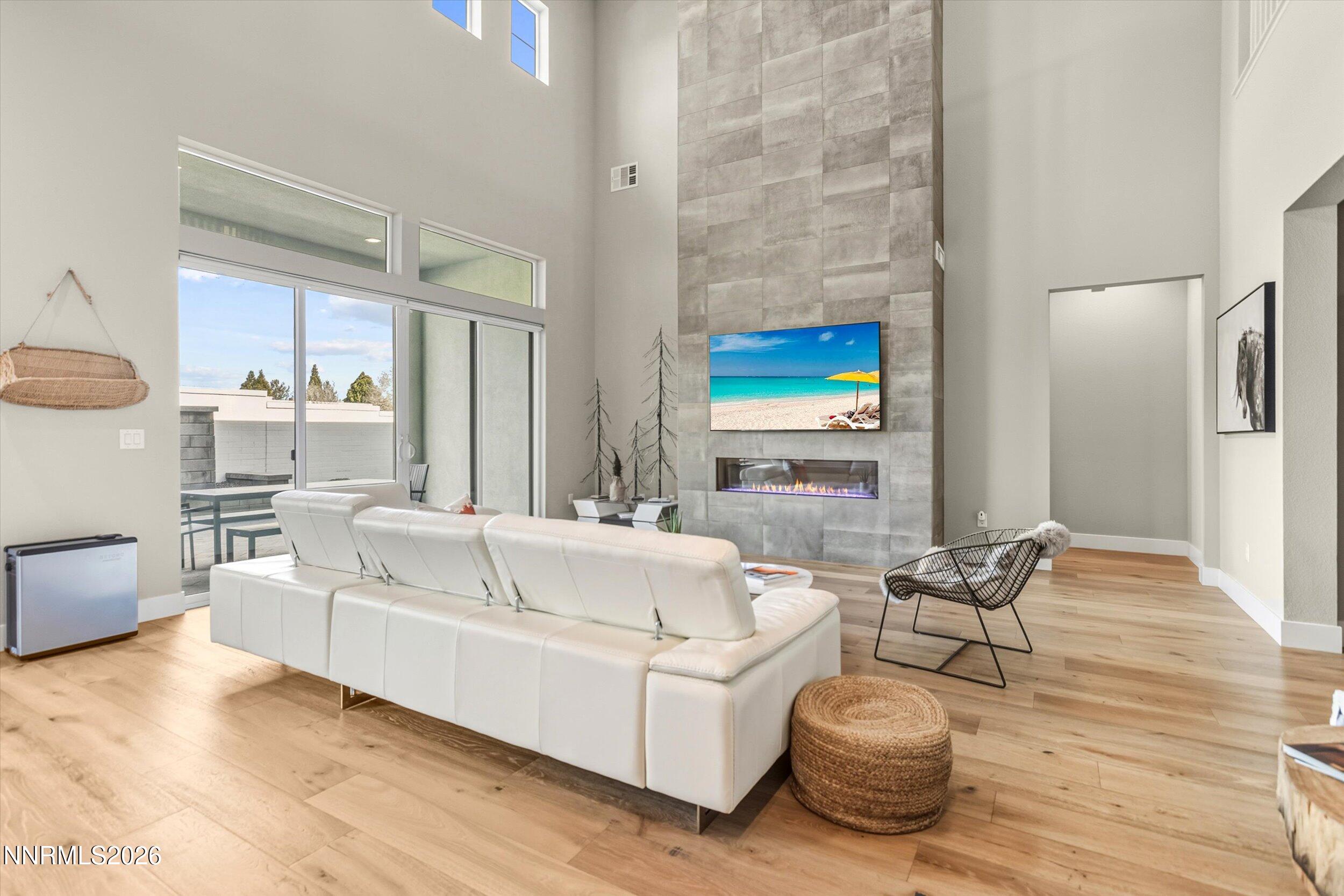 715 West Pleasant Oak Trail Reno, NV 89511 - Photo 6 of 50 35-0Y7A0649