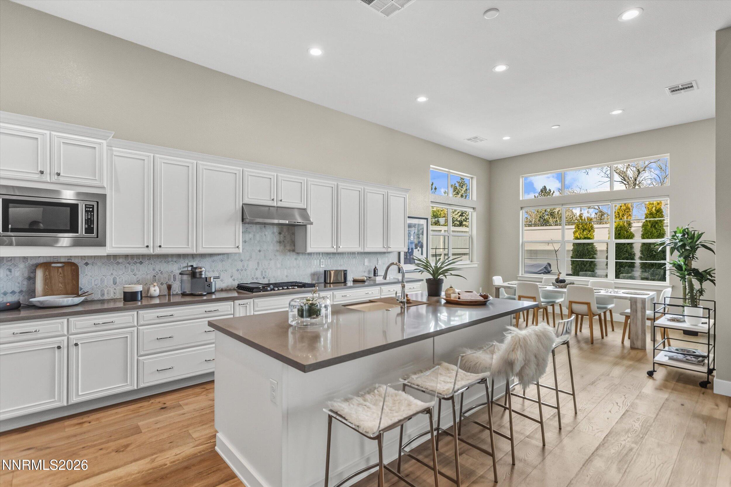 715 West Pleasant Oak Trail Reno, NV 89511 - Photo 9 of 50 38-0Y7A0658