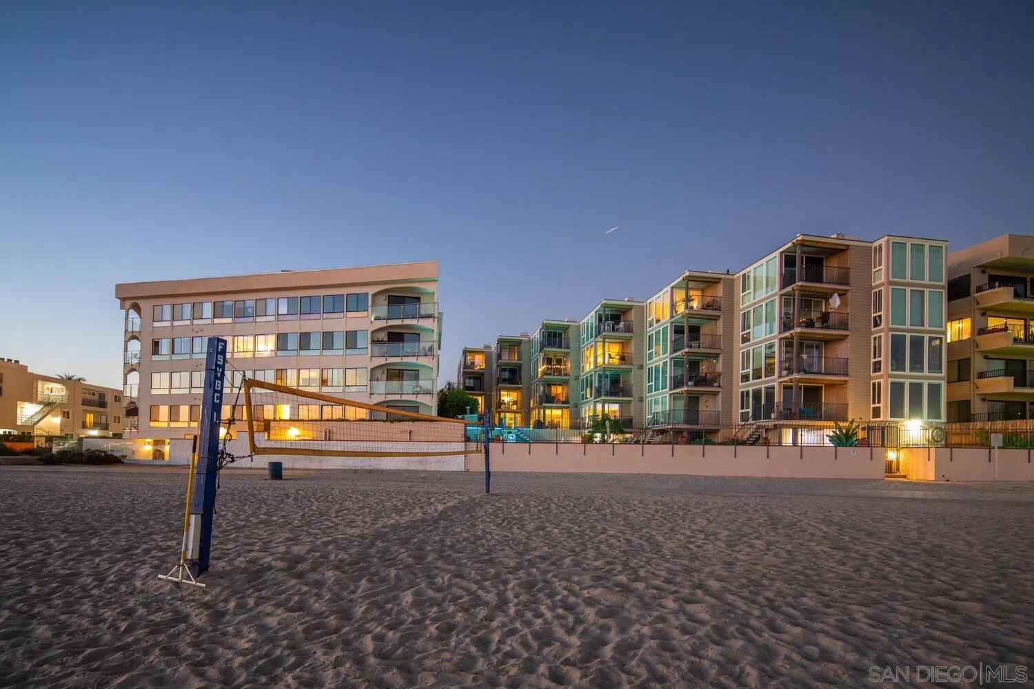 1221 Parker Place, Unit 15 San Diego, CA 92109 - Photo 50 of 62 Gallery Image 50