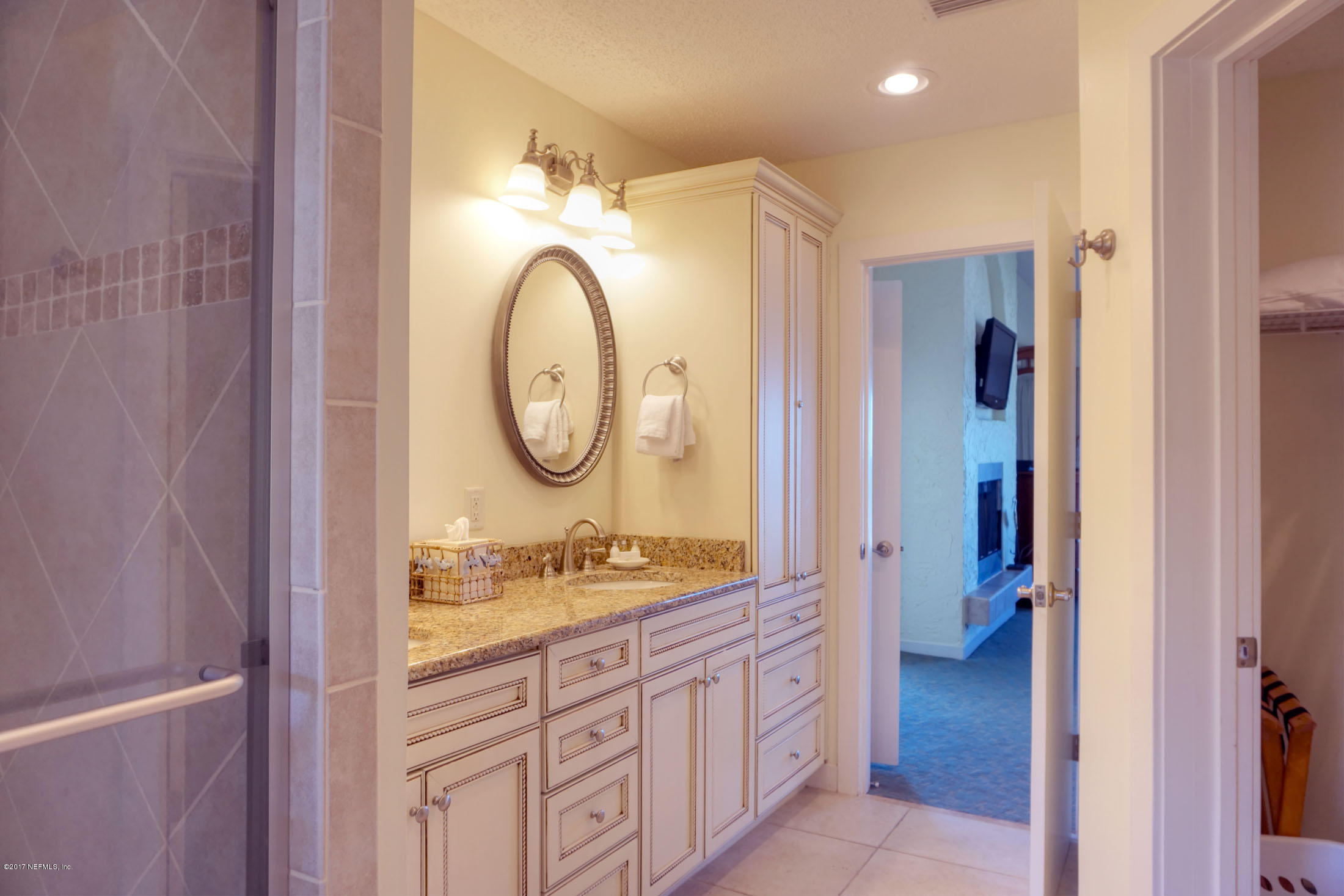 1413 Beach Walker Road Fernandina Beach, FL 32034 - Photo 23 of 35 masterbath4-sm