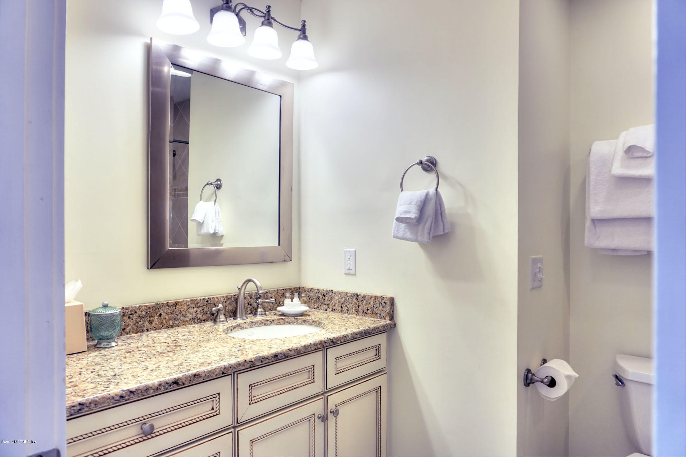 1413 Beach Walker Road Fernandina Beach, FL 32034 - Photo 33 of 35 n2guestbath1-sm
