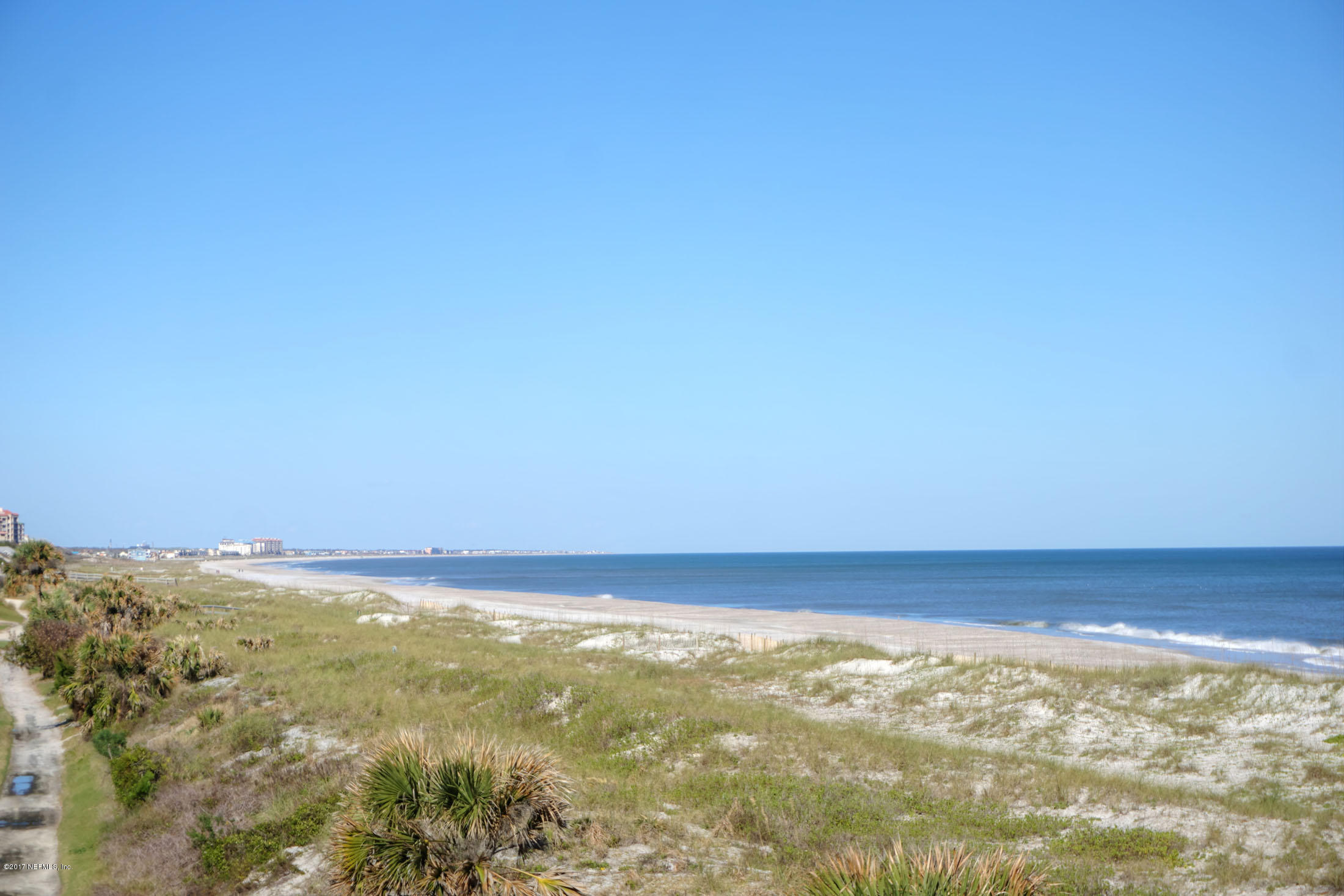 1413 Beach Walker Road Fernandina Beach, FL 32034 - Photo 10 of 35 livingview1-sm
