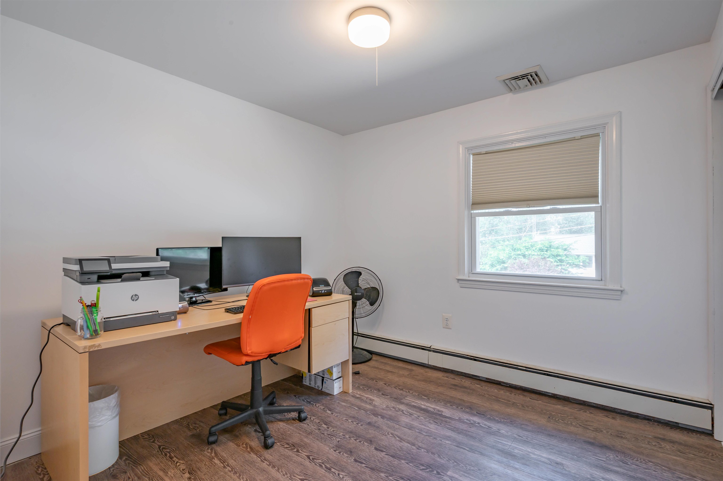 36 Nightingale Road Nashua, NH 03062 - Photo 11 of 17