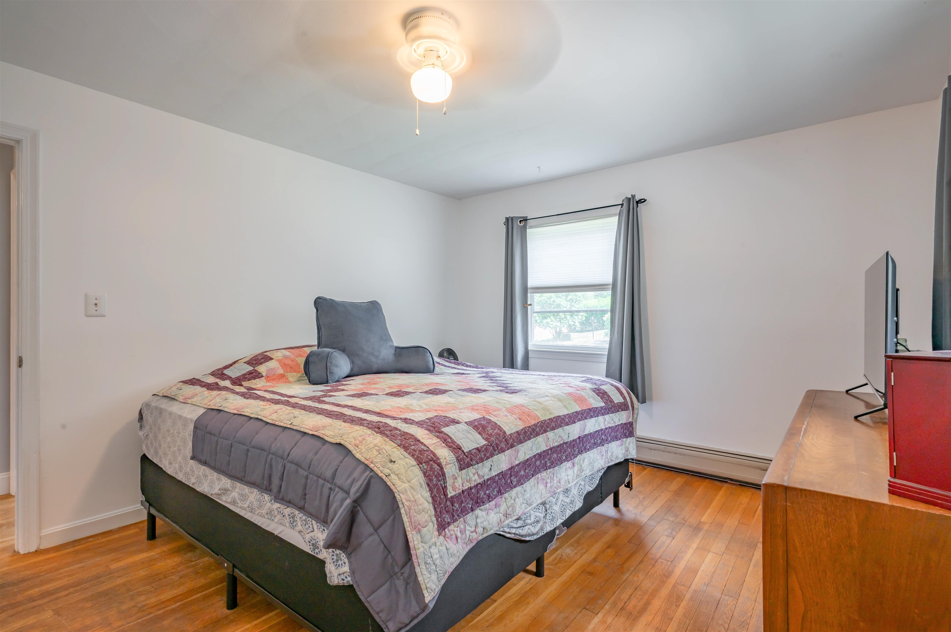 36 Nightingale Road Nashua, NH 03062 - Photo 8 of 17