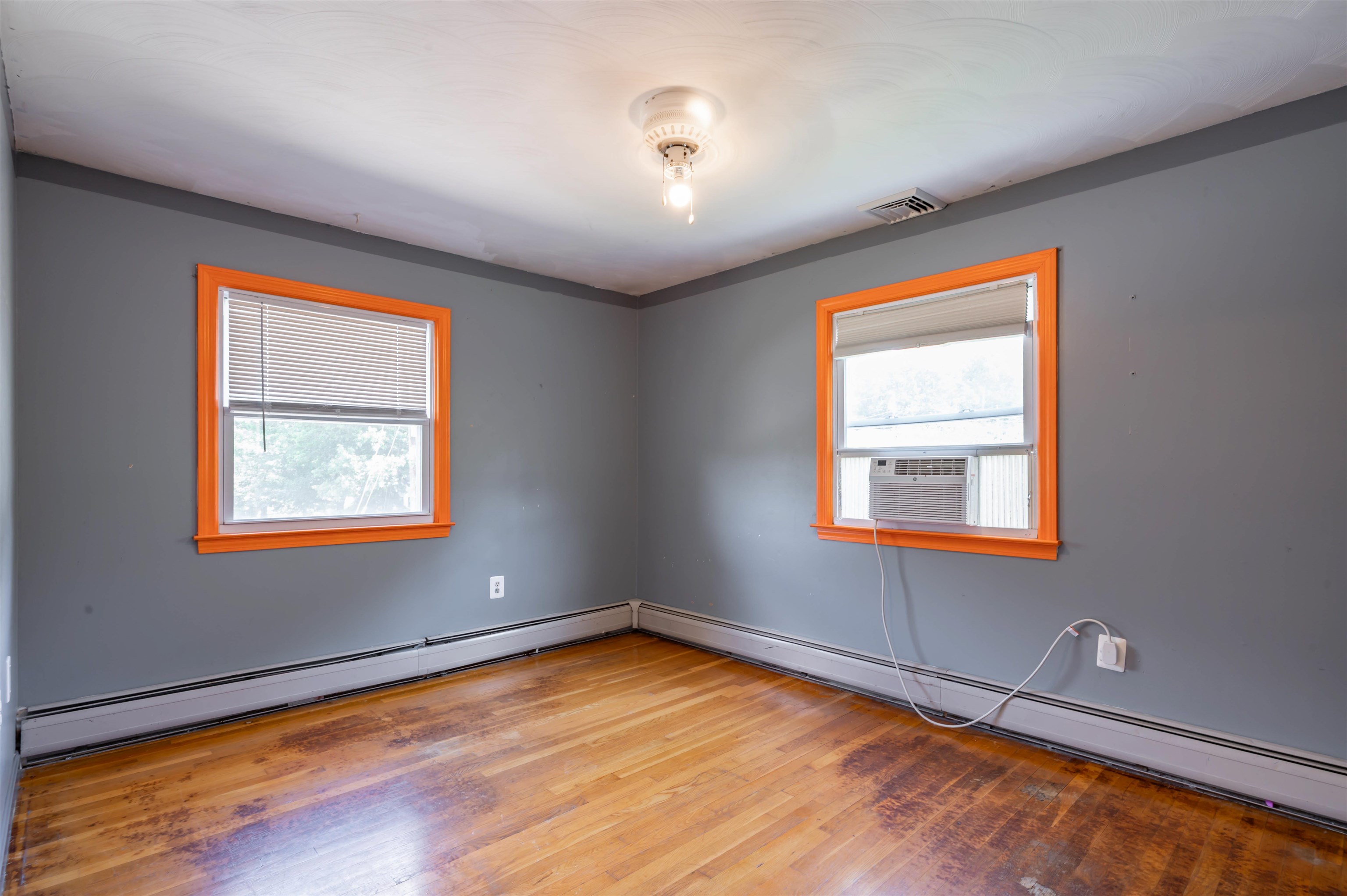 36 Nightingale Road Nashua, NH 03062 - Photo 9 of 17